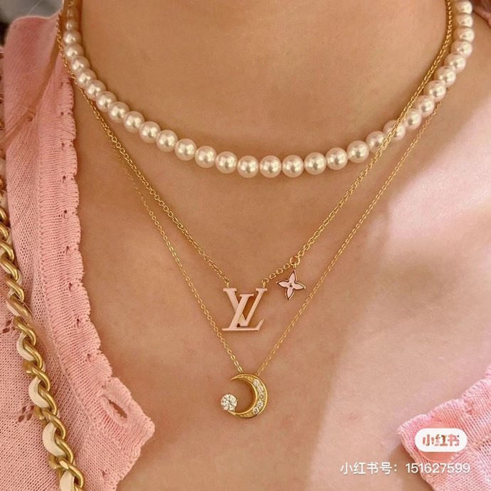 Louis Vuitton Necklaces